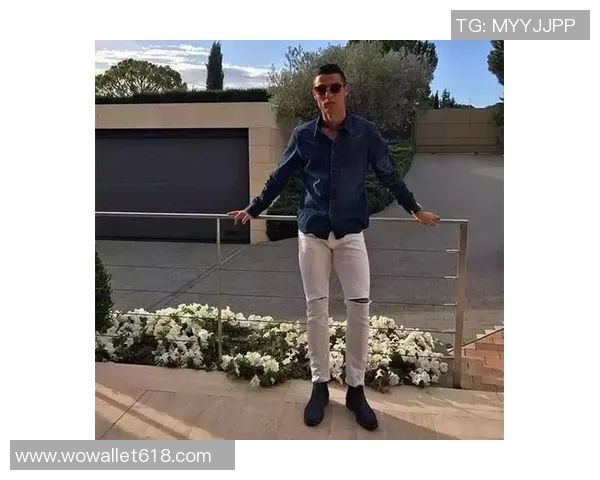 足球明星穿搭风格解析美式短袖时尚图片大全欣赏