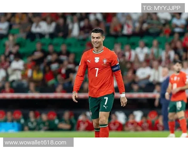 足球明星C罗的传奇人生与辉煌成就揭秘 足球明星C罗的传奇人生与辉煌成就揭秘